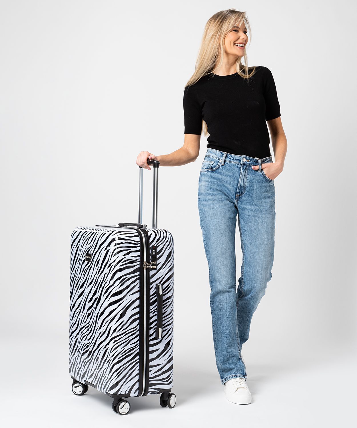 Veľký kufor vo vzore zebra