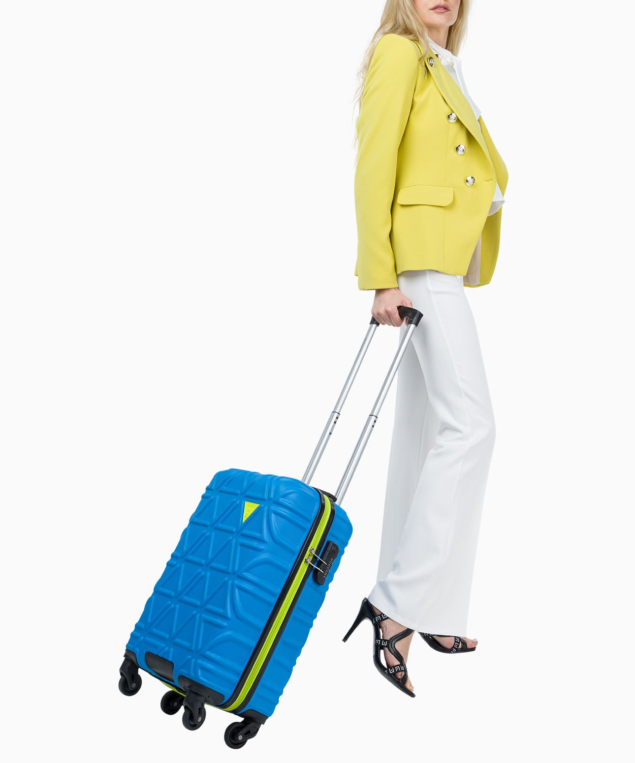 Modrý kabínový kufor s kontrastným povrchom