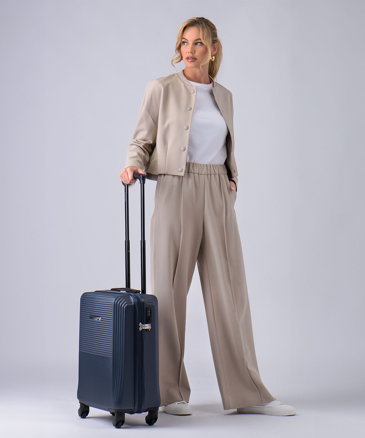 Kabínový kufor granátový