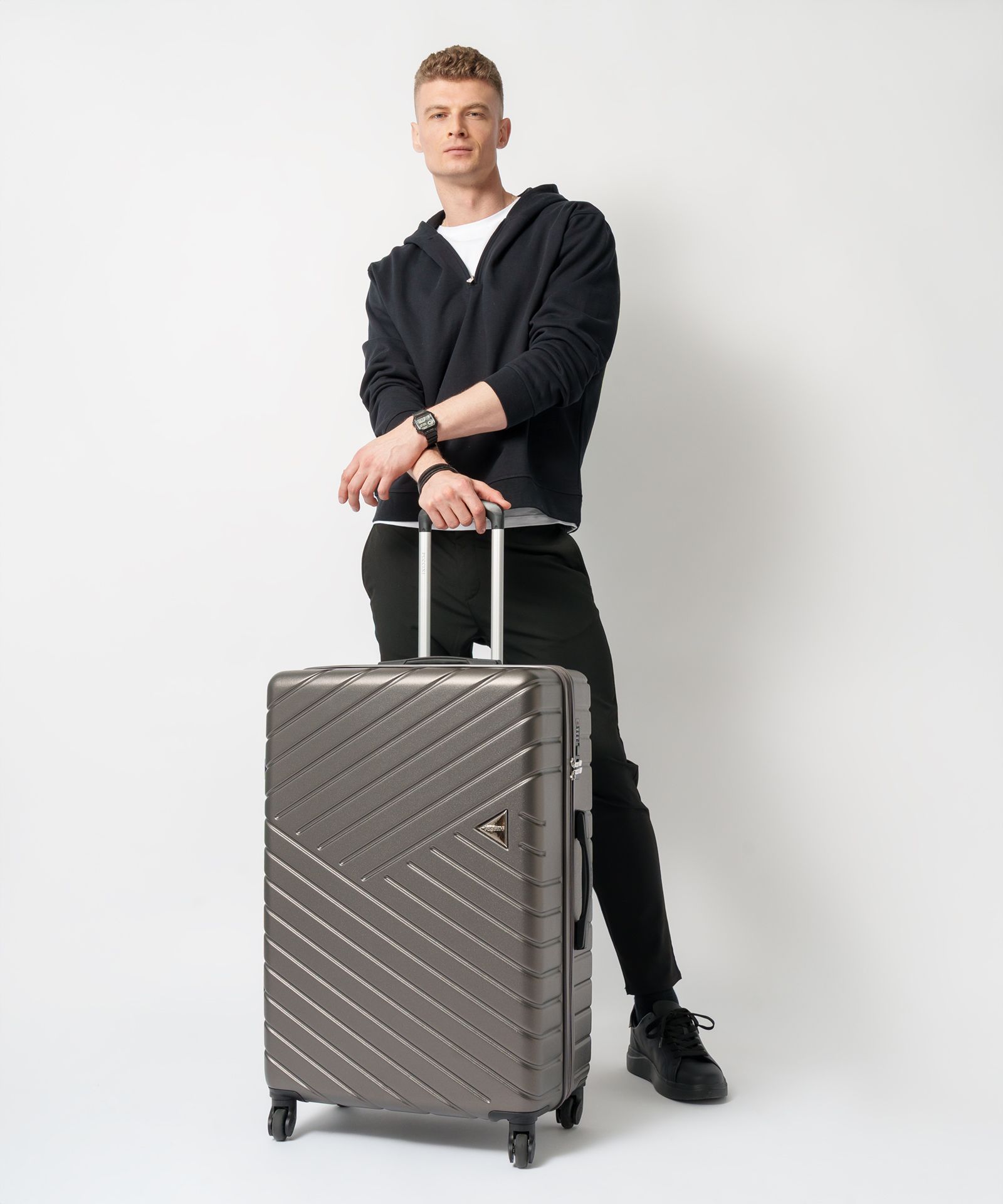 Kufor na kolieskach veľký antracitový