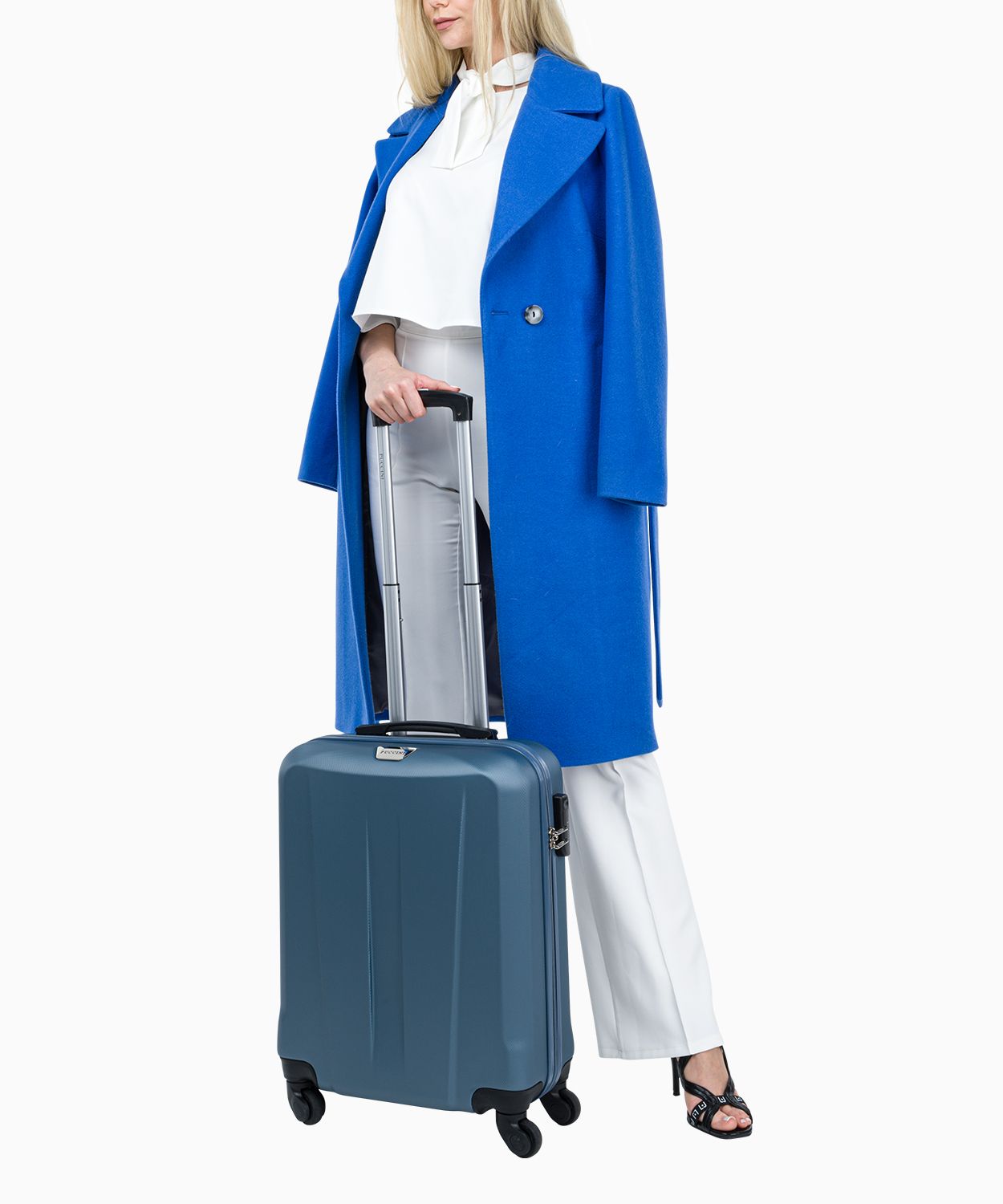 Modrý kabínový kufor na štyroch kolieskach