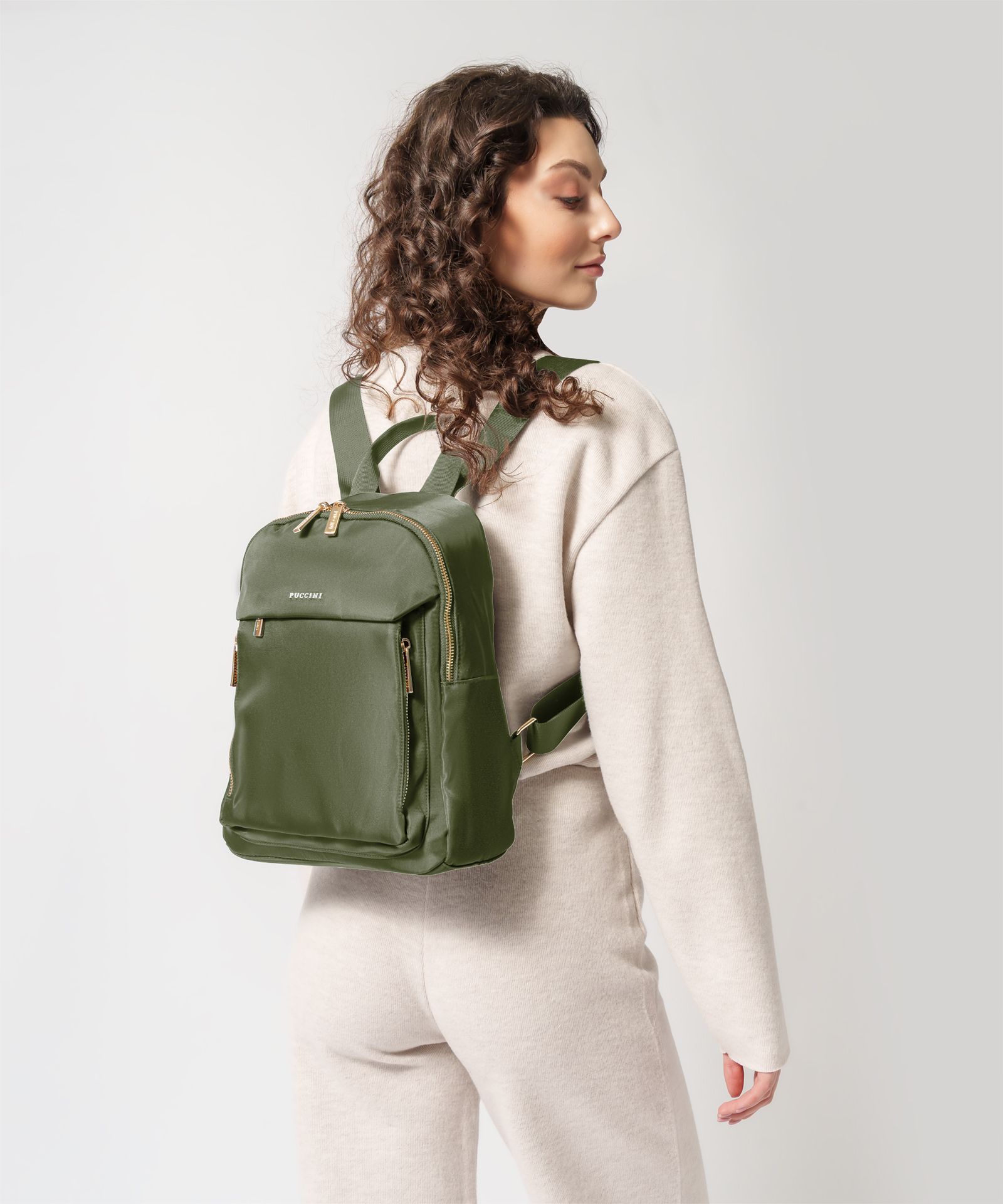 Dámsky mestský batoh zelený